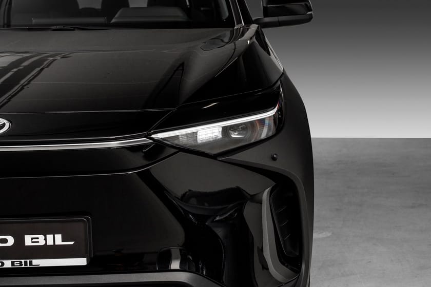 Bilde 4 av Toyota bZ4X AWD Active Tech/R.Kamera/LED