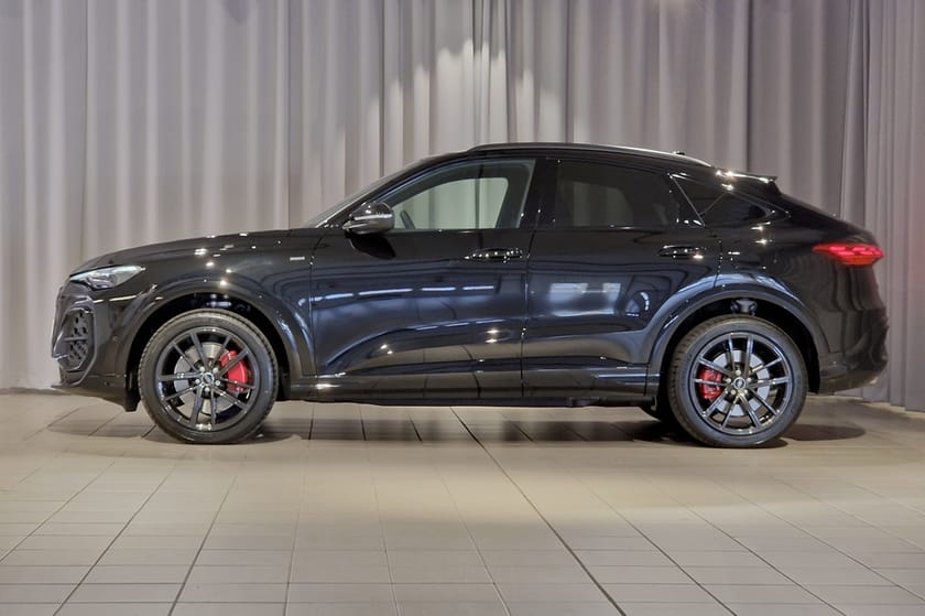Bild 2 av Audi Q5 Sportback e-hybrid quattro 270 KW S TRONIC
