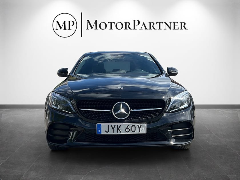 Bild 2 av Mercedes-Benz C 300 e 4MATIC 9G AMG Cockpit Drag Värmare Navi Moms