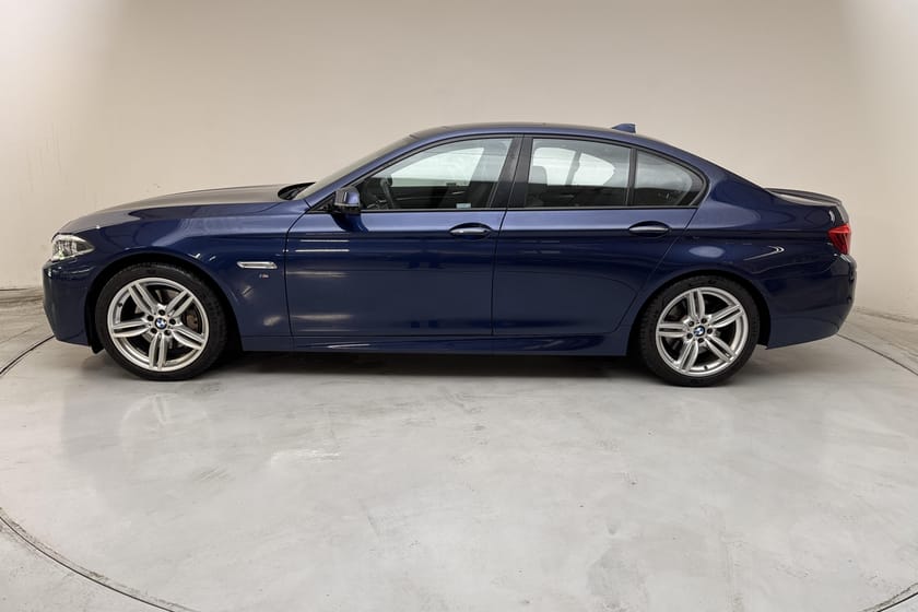 Bild 2 av BMW 530d xDrive Sedan 530 (258hk) M Sport Läder GPS