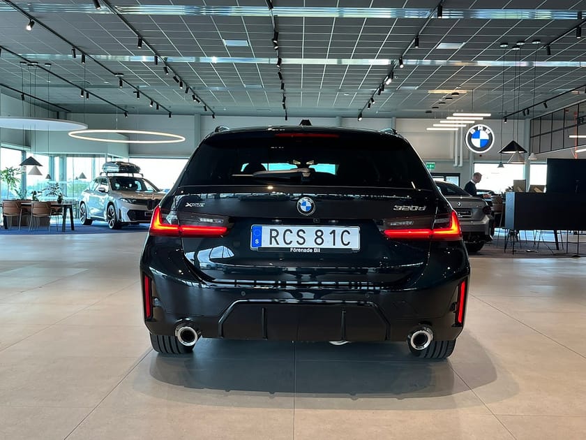 Bild 5 av BMW 320d xDrive Touring M Sport Adapt Farth Dragkrok Rattvärme