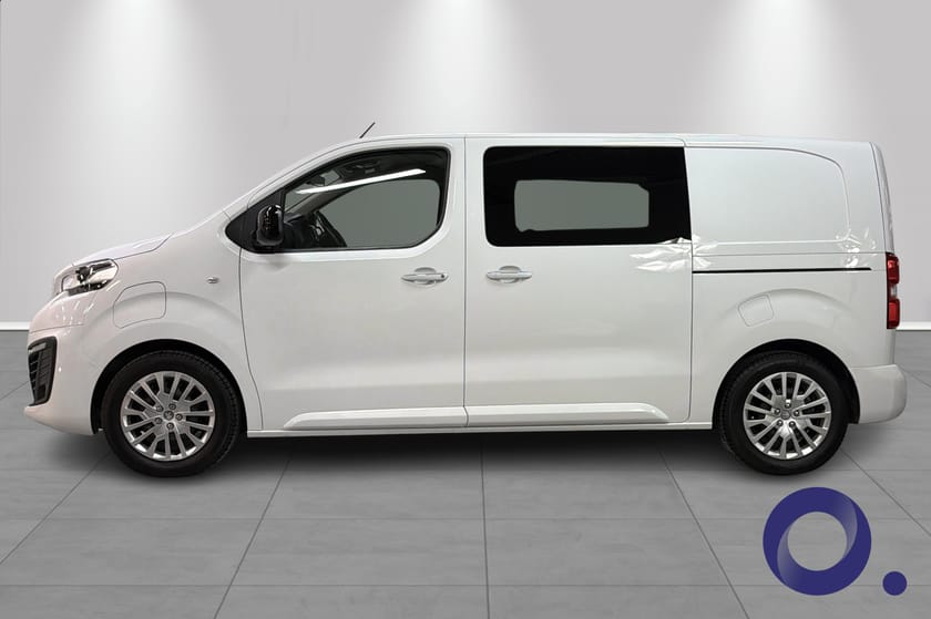Bilde 2 av Peugeot e-Expert Mester L2 75 kWh | CRUISE CONTROL, HENGERFESTE, KAMERA
