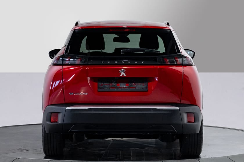 Bilde 4 av Peugeot e-2008 Allure || Adaptiv Cruise || Keyless || Ryggekamera