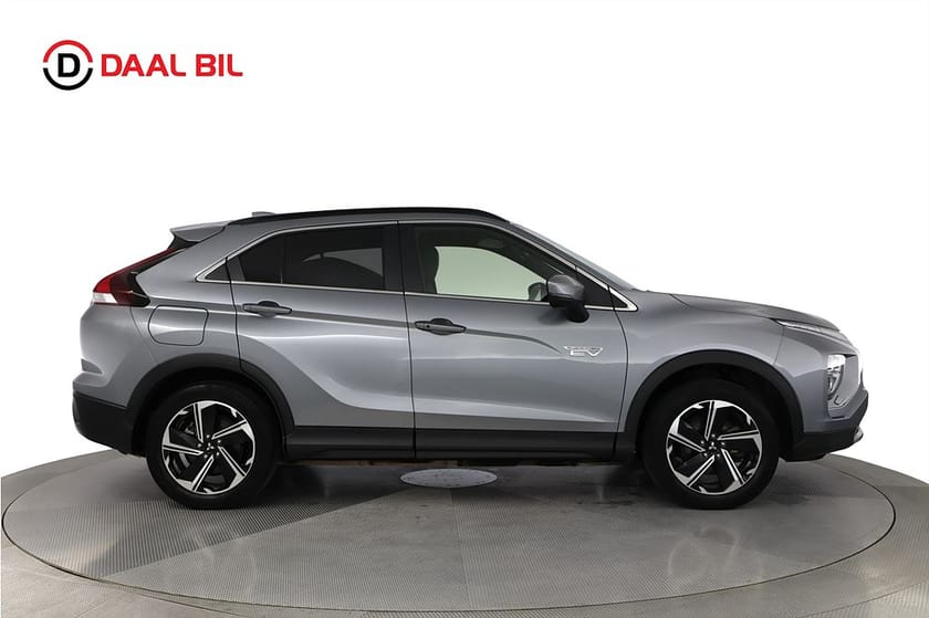 Bild 5 av Mitsubishi Eclipse Cross PHEV 2.4 MIVEC S-AWC 188HK FLEET EDT B-KAMERA CARPLAY