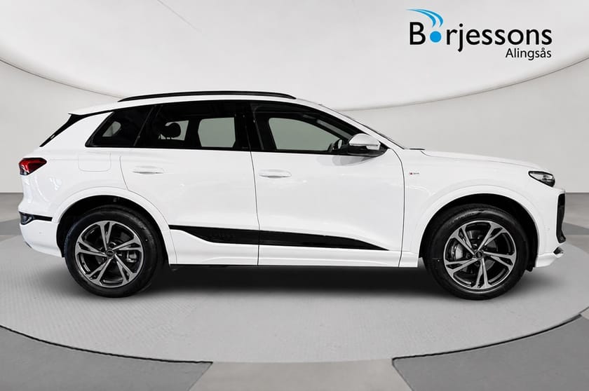 Bild 2 av Audi Q6 e-tron quattro SUV 428hk S-line