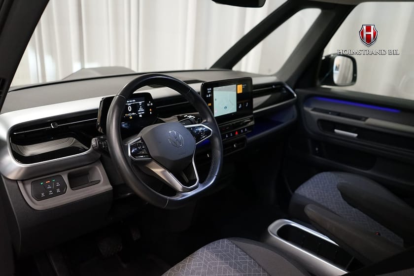 Bild 5 av Volkswagen ID. Buzz 82 kWh Comfort Plus Pro Travelpaket Drag Kamera Rattvär