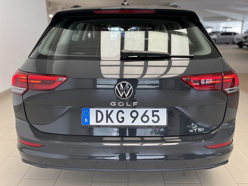 Bild 4 av Volkswagen Golf Sportscombi 1.5 eTSI 131HK DSG I Rattvärme I Adaptiv Farthålla