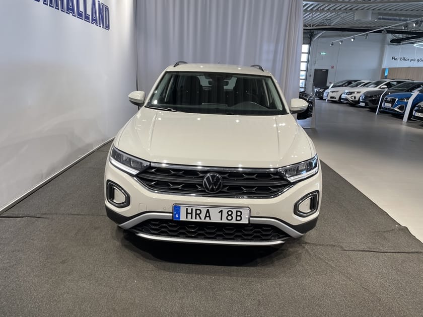 Bild 2 av Volkswagen T-Roc 1.0 TSI 110hk Assistanspaket / Carplay