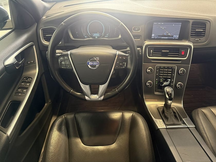 Bild 5 av Volvo V60 T5 Summum Navi Taklucka Drag