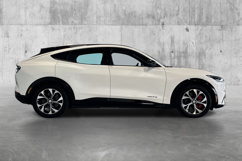 Bilde 4 av Ford Mustang Mach-E Standard Range AWD 2 års Garanti/AWD//El Seter/Ryggekamera
