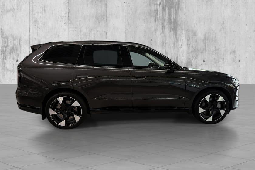 Bilde 4 av Volvo EX90 Twin Motor Performance 7-seater Ultra | Vent.seter | B&W | 22" | Krok ++