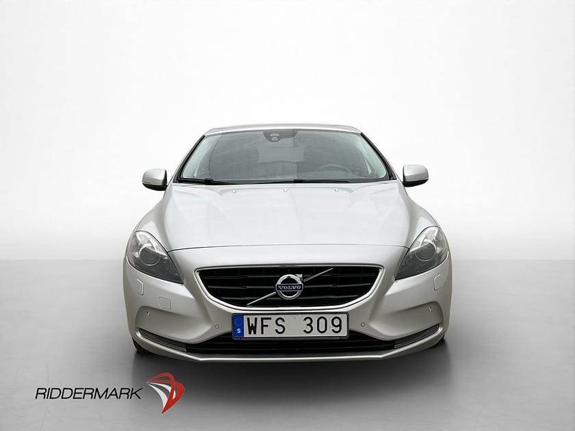 Bild 2 av Volvo V40 D2 115hk Momentum Värmare Farthållare Kamrem-Bytt