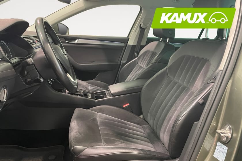 Bild 5 av Škoda Superb Kombi 2.0 TDI 4x4 Style  Backkamera Drag Navi Canton 190hk