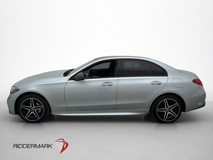 Bild 5 av Mercedes-Benz C 400 e 4MATIC 4M AMG Pano Burmester HUD 360° Drag