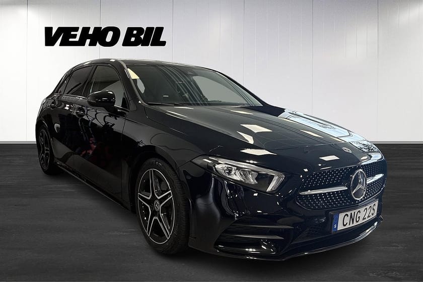 Bild 2 av Mercedes-Benz A 180 d A180 AMG Line | Värmare | NIGHT PACKAGE | BACKKAMERA |