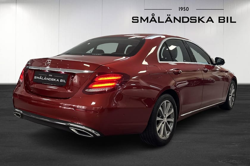 Bild 4 av Mercedes-Benz E 220 d 9G-Tronic Avantgarde Drag 194hk