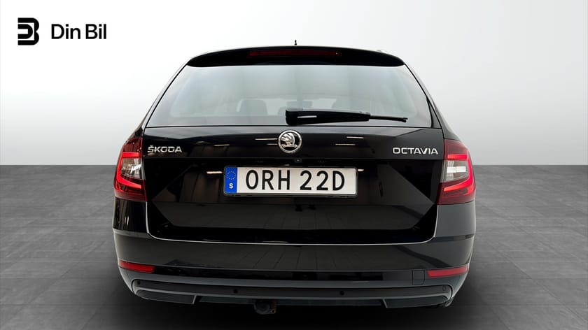 Bild 5 av Škoda Octavia Kombi STYLE 1,5 TSI 150HK Backkamera Drag