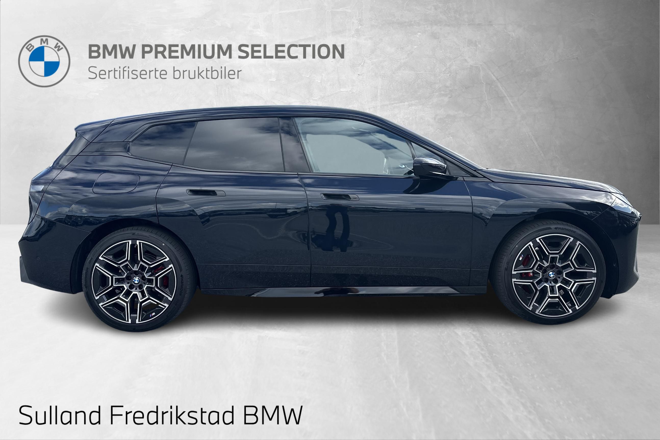 BMW iX xDrive60, 544ps, 2026