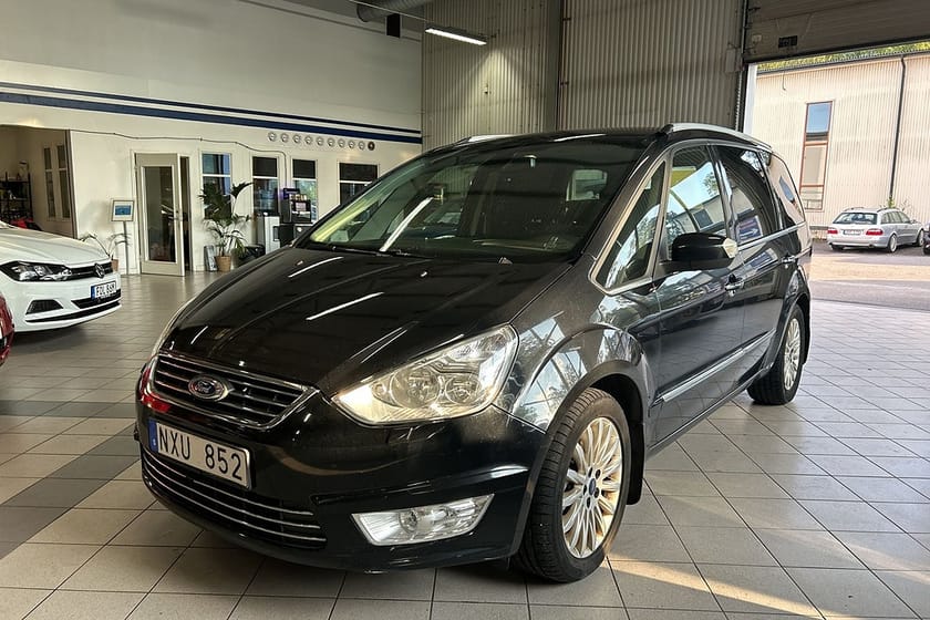 Bild 1 av Ford Galaxy 1.6 TDCi TITANIUM SUPERDEAL 3.95% / 7-SITS / DRAG /