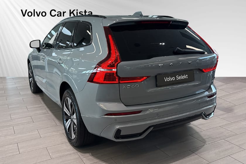 Bild 4 av Volvo XC60 T6 Plus Dark Edition Panorama B-Kamera