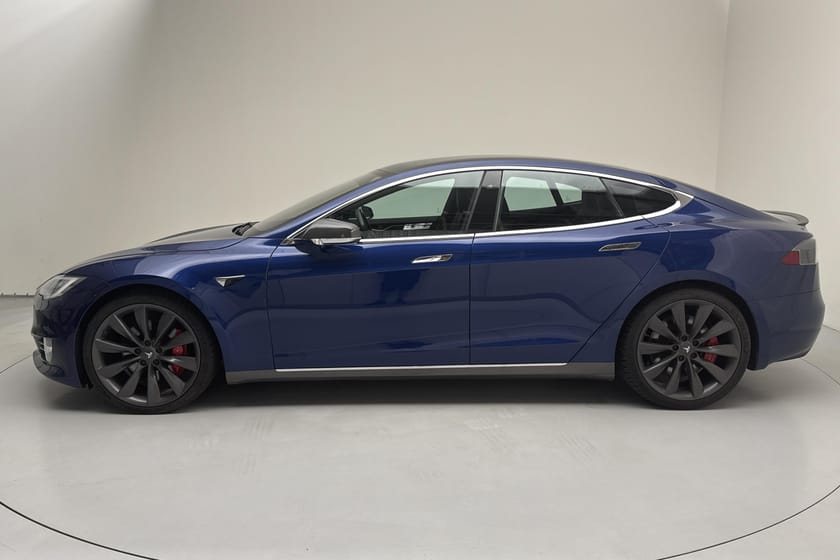 Bild 2 av Tesla Model S Performance
