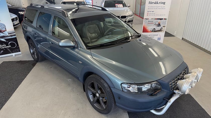Bild 2 av Volvo XC70 2.5T AWD Automatisk, 210hk Business. *Välservad*
