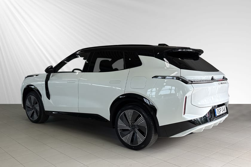 Bild 3 av Lynk & Co 08 PHEV