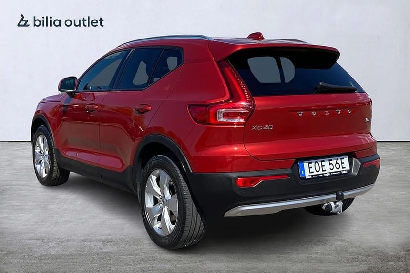 Bild 4 av Volvo XC40 B4 Momentum Advanced SE / Drag Värmare H/K Kamera VOC