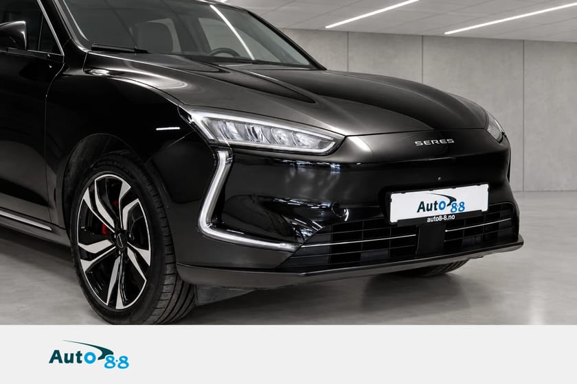 Bilde 3 av Seres 5 PREMIUM / AWD / SKINN / MASSASJE / HUD / ACC /
