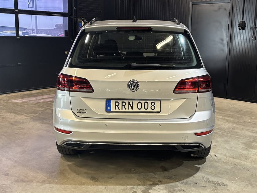 Bild 5 av Volkswagen Golf Sportsvan 1.0 TSI (110hk) Aut / Drag