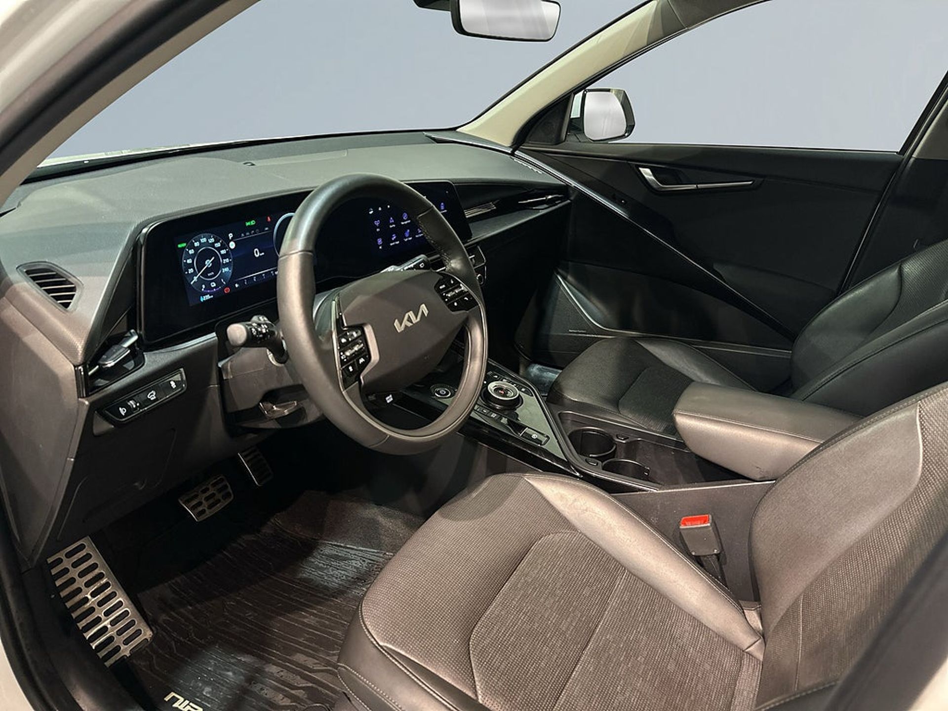 Kia Niro 64.8 kWh Advance Plus 2023, photo 7/10
