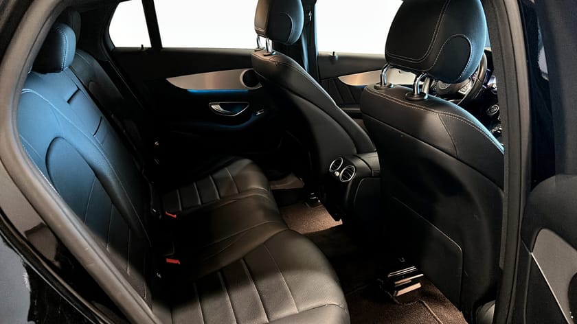 Bild 5 av Mercedes-Benz GLC 220 d Coupé 4MATIC 360° / Backkamera / AMG Line