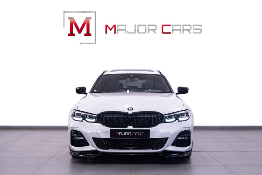 Bild 2 av BMW 320d xDrive Touring M Sport Panorama HiFi Mineralvit Drag SE SPEC