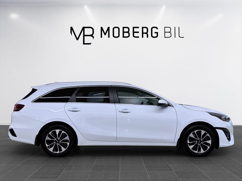Bild 4 av Kia Ceed Sportswagon Plug-in Hybrid SW 141hk Advance B-Kamera Keyless
