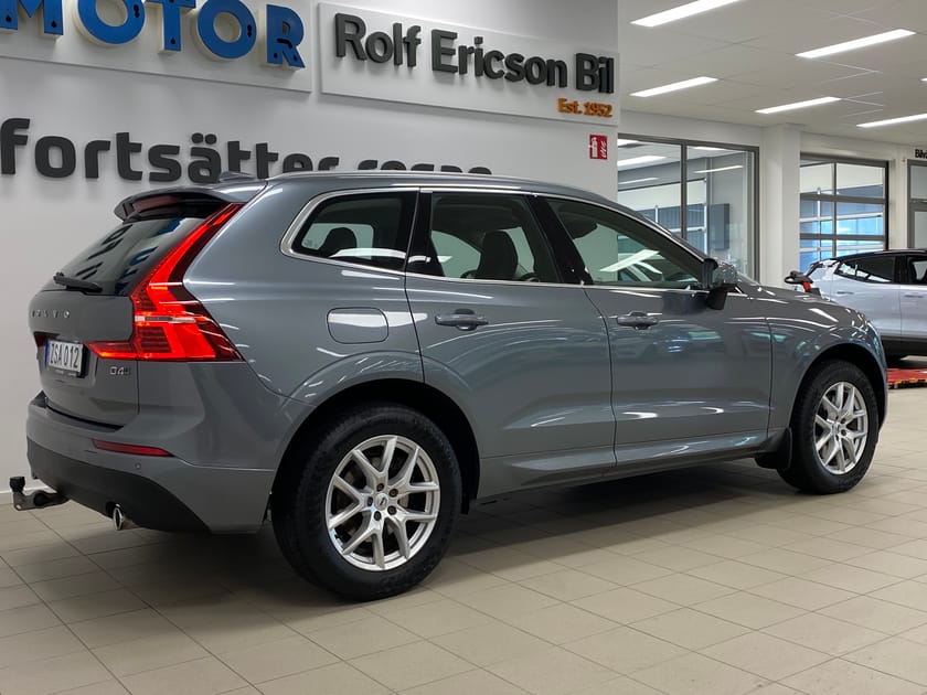 Bild 3 av Volvo XC60 D4 AWD Momentum Advanced Edition