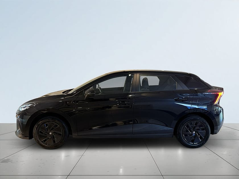 Bild 4 av MG 4 Electric Standard Range 51 kWh Pvärm Rattvärme SoV MOMS