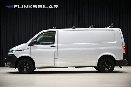 Volkswagen Transporter 4Motion DSG 150HK L2 Drag|Värmare|LED|EnÄgare|Leasbar