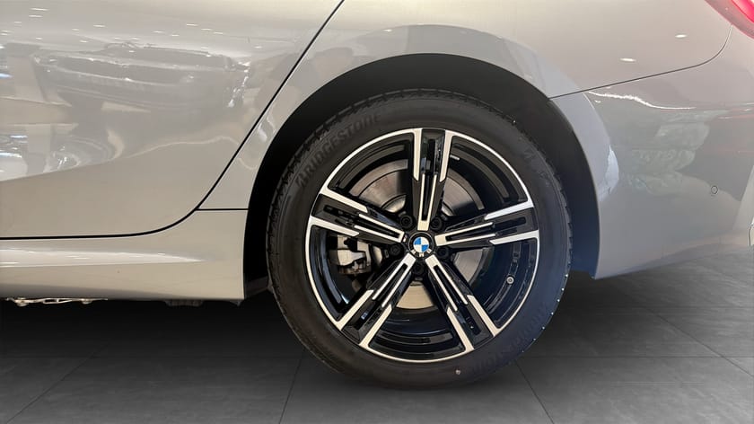 Bild 5 av BMW 330e xDrive Touring PHEV