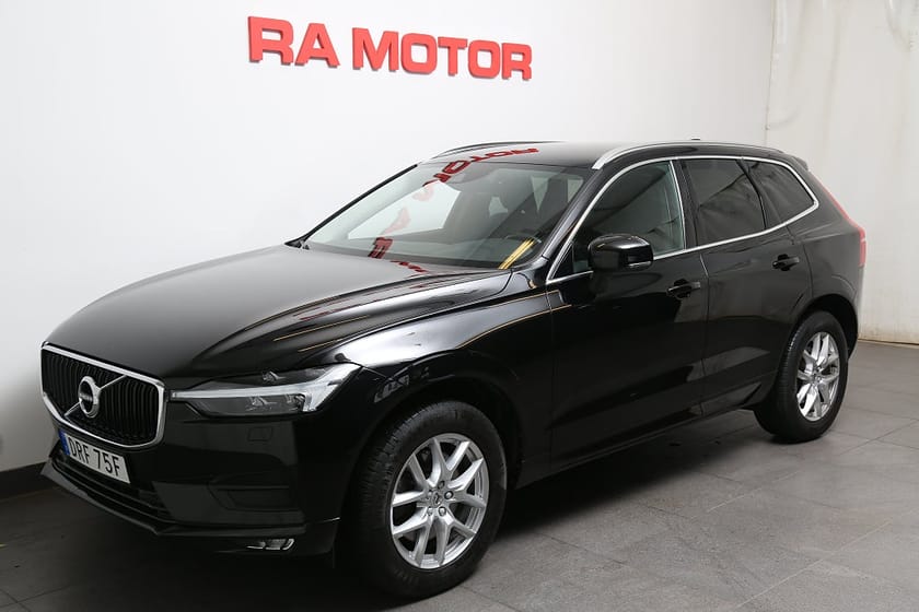Bild 1 av Volvo XC60 B5 Bensin 250hk Momentum Adv SE AWD Kamera Navi Leasbar