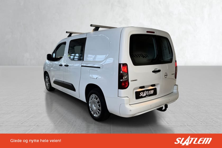 Bilde 2 av Opel Combo Cargo XL 1,5 102HK/L2/2xSKYVEDØR/BOTT INNREDNING/KROK/3 SETER