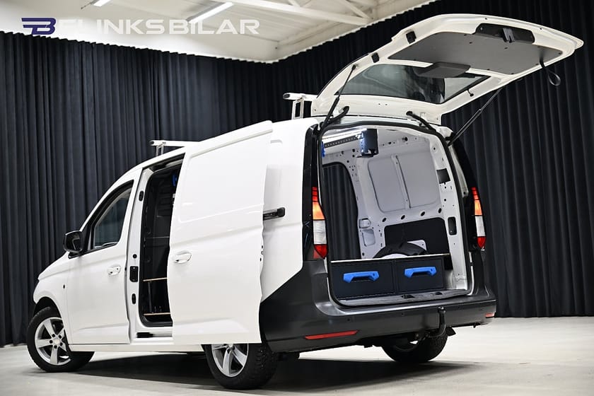 Bild 3 av Volkswagen Caddy Cargo Maxi DSG 122HK Servicebil|Inredd|Dubbelgolv|Dubbeldörr|SeUtr