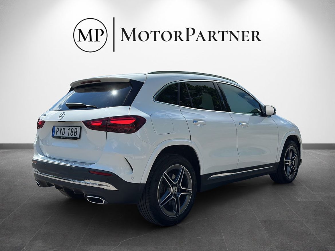 Mercedes-Benz GLA 250 e, bild 7 av 18