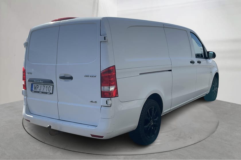 Bild 3 av Mercedes-Benz Vito 116 CDI 4MATIC 2.8t W640 (163hk)  Nedlackad