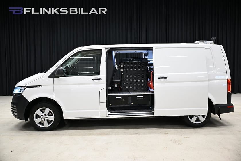 Bild 4 av Volkswagen Transporter 4Motion DSG 150HK L2|Servicebil|Inredd|Dubbelgolv|SeUtr
