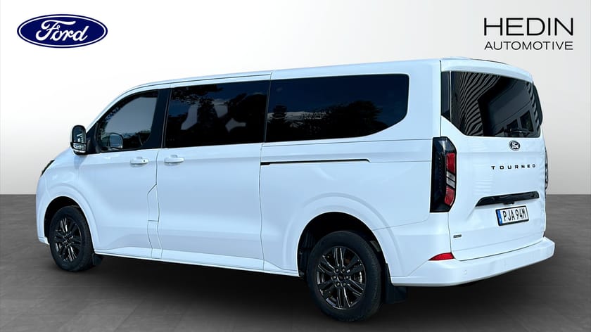 Bild 2 av Ford Tourneo Custom 340 Plug-in Hybrid E-CVT, 233hk, 2025|9-sits|