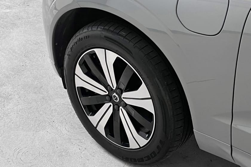 Bilde 5 av Volvo XC60 Recharge T6 Plus Dark SEMI.EL.HF|PANO|TONEDE|SUB|19"+