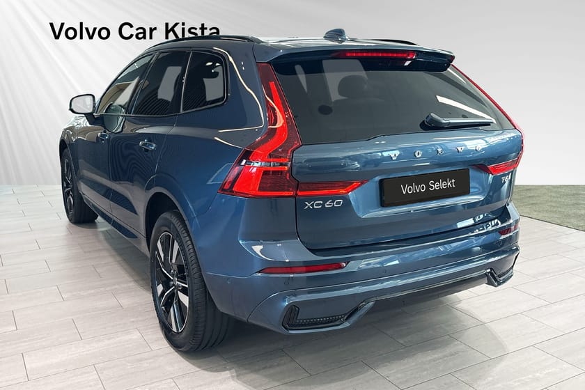 Bild 4 av Volvo XC60 T6 Plus Dark Nordic Edition B/W 360Kamera