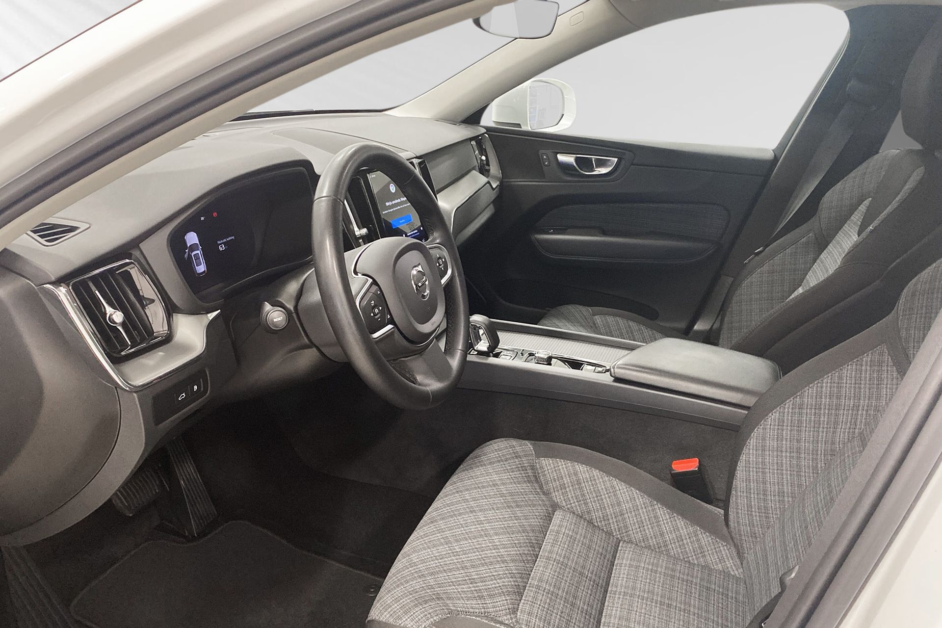 Volvo XC60 Recharge T6 AWD 2023, bild 7/10