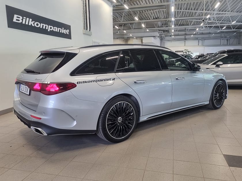 Bild 4 av Mercedes-Benz E 300 de 4MATIC T 9G-Tronic AMG Line Advanced Plus Euro 6