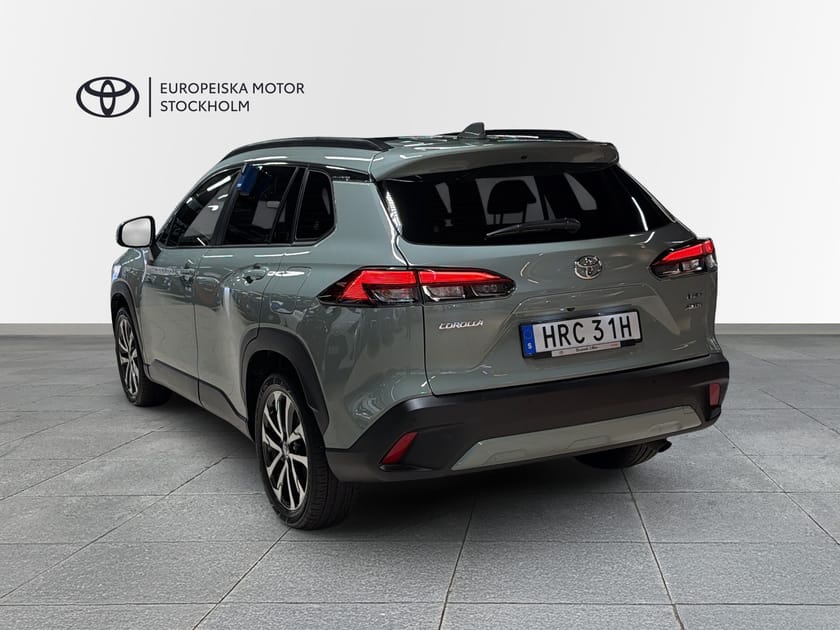 Bild 2 av Toyota Corolla Cross Hybrid AWD-i 2.0 HSD EXECUTIVE Skinn/Panorama/V-Hjul